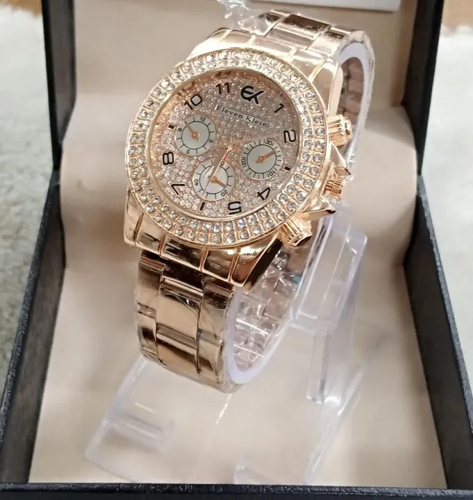 Style Quartz Watch For Women